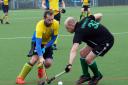 (191160) South Berks HC (Black) vs Sonning HC (Yellow). Pictures by Mike Swift.