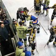 Bracknell Bees 's game with Peterborough Phantoms turned nasty after their exit