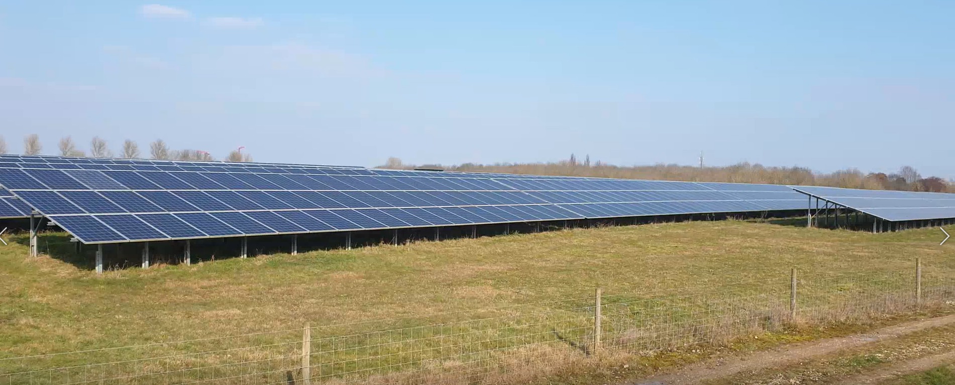 The West Berkshire Solar Farm in Burghfield Common. Barkham Farms will look much like this if the solar farm plan is given the go ahead. Credit: UGC