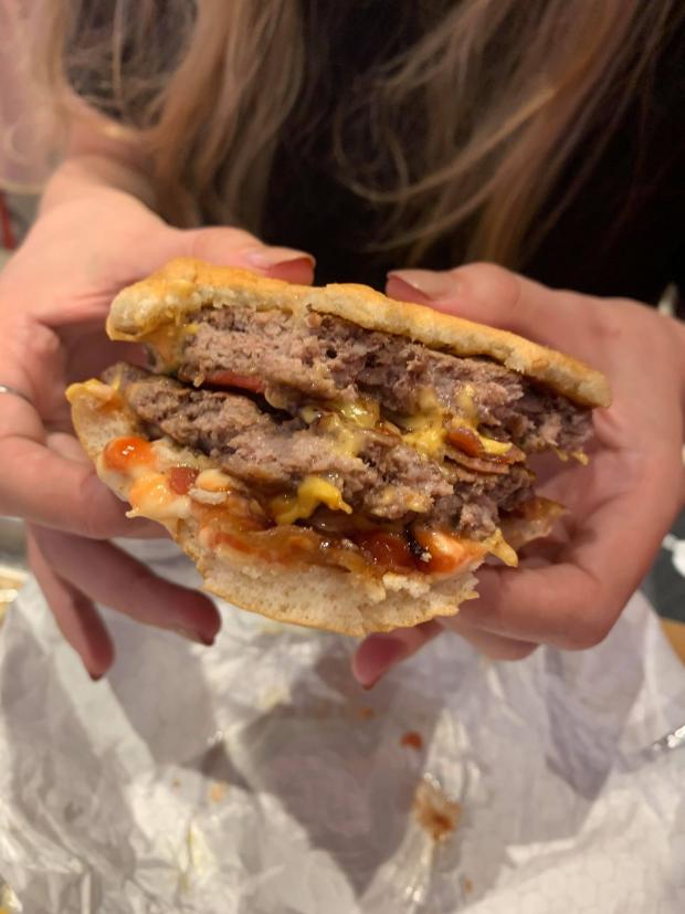 Bracknell News: Baconator burger that Ellie tried 