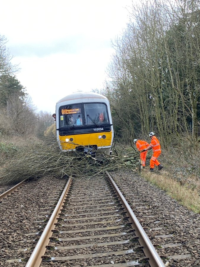 Storm Franklin UK: South Western Railway say 'do not travel' - Vimarsana News