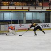 Bracknell Bees beat Peterborough Phantoms 7-5 on Sunday   Pictures by Fiona George-Smith